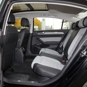 Electric Steering System 4 Doors 5 Seats Sedan 210 km/h Petrol Used Car Volks