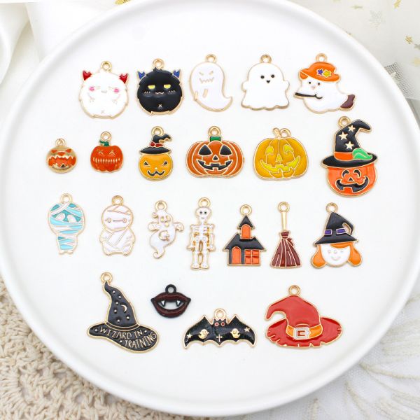 Buy Ghost Cute Spooky Boo Basket Stuffers Halloween Keychain for Women Men Kids Party Favors Cool Bag Charm at wholesale prices
