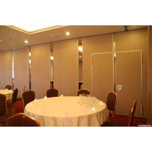 New Style Manual Control Sliding Folding Partition Walls Operable For Banqueting Hall