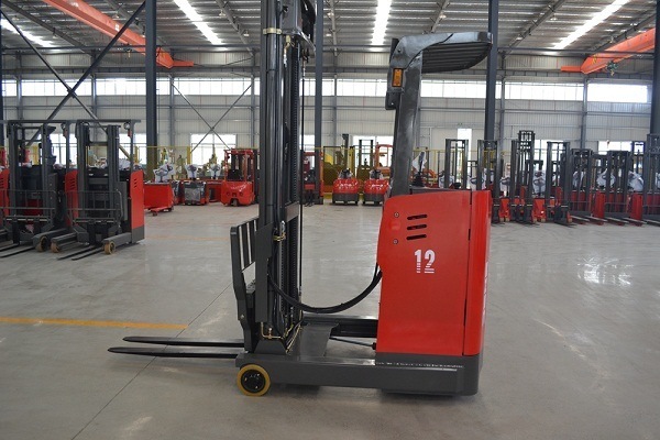 1200kg Electric Reach Truck SNSC Battery Operated Reach Truck