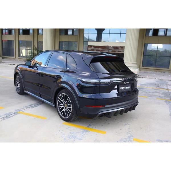Replacement 2019 Porsche Cayenne Body Kit Side Skirts Dry Carbon Fiber Diffuser Spoiler