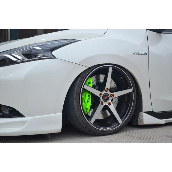 Front Big Brake Kit 4 Piston Caliper with 355x28mm rotor BBK auto brake system For Nissan Bluebird 17 Inch car rim