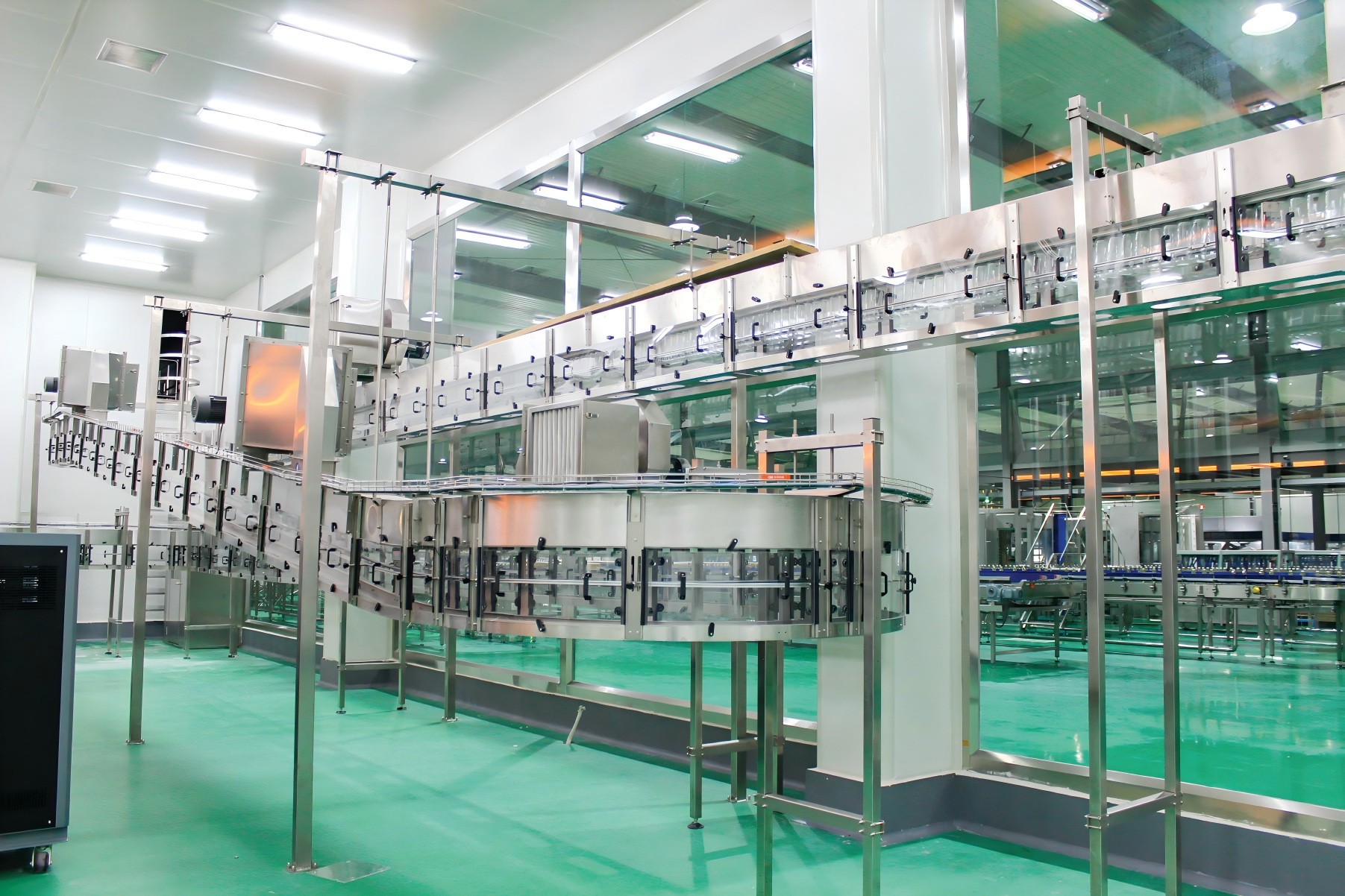 9000BPH-48000BPH Automatic Water Filling Line Machine Ultraviolet Ozone