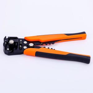 Automatic wire stripping pliers