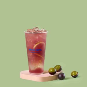 Quality Grape Handcrafted Cold Milk Tea Franchise Fresh Ice Milk Tea Franchise With Bursting Pearls for sale