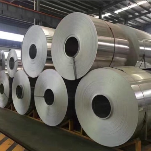 Buy Aluminum Alloy 3105 Aluminum Coil (0.7–1.0mm, Customizable Width, Polyester Color-Coated Surface) for Roofing System Special at wholesale prices