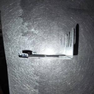 Geometric metal and accesories in a Polished finish for a modern touch