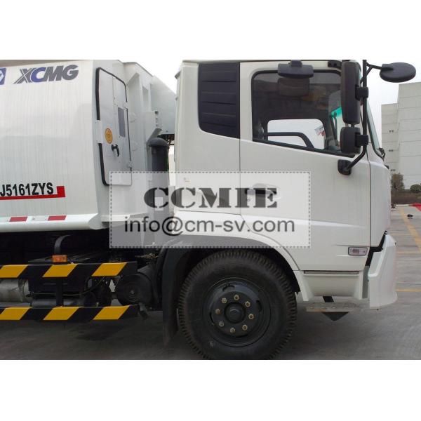 Buy Hydraulic Rear Loader Garbage Trucks for Compressing / Collecting Trash at wholesale prices