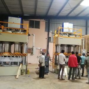 China Recycling Furniture Scrap Pressed Wood Pallet Machine on sale