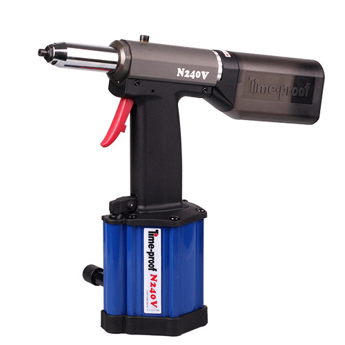 Buy Light Weight Pneumatic Hydraulic Air Riveting Tool With Vacuum Suction at wholesale prices
