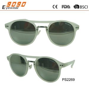 Newest Style 2018 plastic Fashionable Sunglasses ,UV 400 Protection Lens