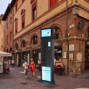 Remote Cell Phone Charging Stations , Phone Charging Machine Restaurant
