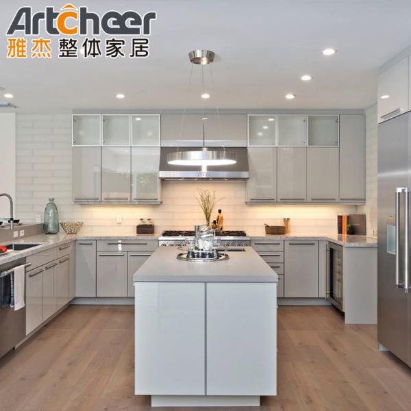 Antique Luxury Solid Wood Kitchen Cabinets In Modern Style U Shaped Kitchen