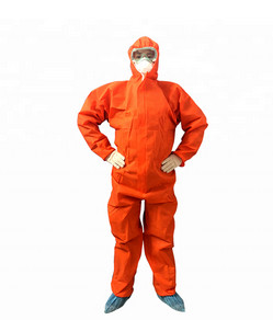 Buy Breathable Disposable Protective Gowns Disposable Asbestos Suits Eco Friendly at wholesale prices