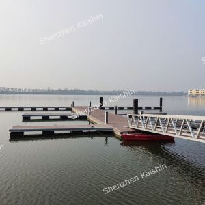 China Handrail Aluminum Marine Gangway Galvanized Aluminum Marine Dock Ramps on sale