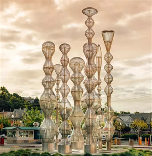 Pillar Columnar Abstract Metal Sculptures 316L Stainless Steel Outdoor For Garden