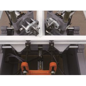 windows and doors making/fabrication windows/windows corner cleaning/doors