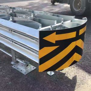 Yellow Aluminum Foam Crash Cushion Highway Guardrail Safety Barrier