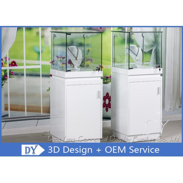 Shinning White Custom Glass Jewelry Display Case With Lighting 450 X 450 X 1250MM