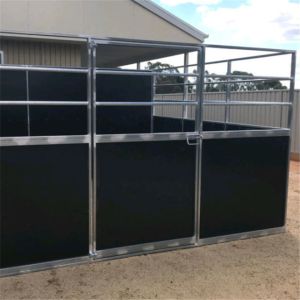 Quality Temporary Horse Stall Portable Horse Stable Box Indoor Swing Door Type for sale