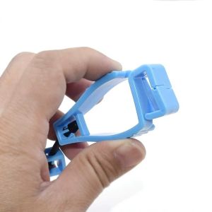 Plastic Construction Man Safety Durable Glove Guard Clips