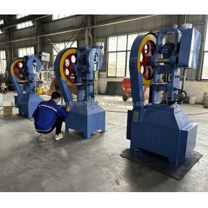 China Custom-made Bath Bombs Making Machine with Heart Donuts Mold and Full Automatic Press on sale