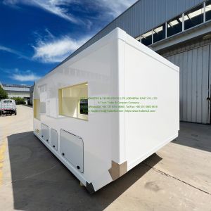 Windows 2x 800 x 1200 mm Camper Shell for FUSO 4x4 Motorhome and Camper Trucks