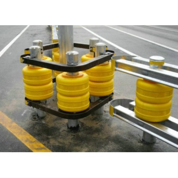 Yellow Red EVA Filled Safety Roller Barrier High Energy Absorption And Low Reaction 2