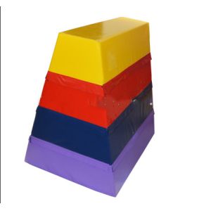 Traditional Gym Pommel Horse / Foam Vaulting Box Customized Size Bodybuilding