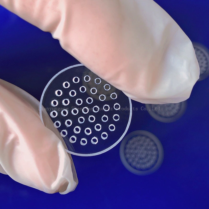 CNC Machining Of High Precision Fused Quartz Perforated Quartz Glass Sheets