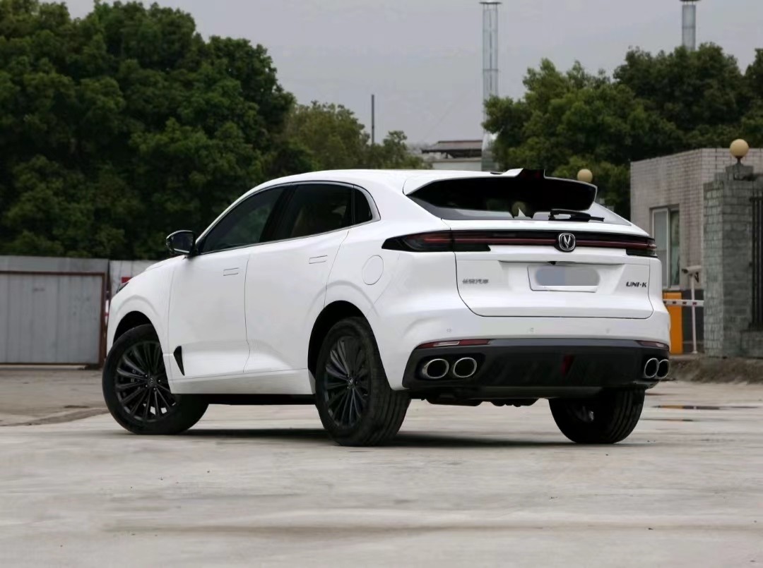 Changan UNIK 2021 2.0T Excellence Version Medium SUV 8 Gear Automatic Manual