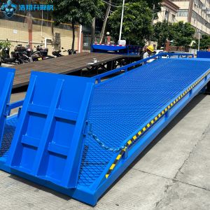 15T-10M Customized Blue Loading And Unloading Goods Hydraulic Dock Ramp