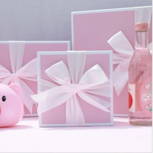 300gsm Ribbon UV Coating CMYK Recycled Paper Gift Boxes