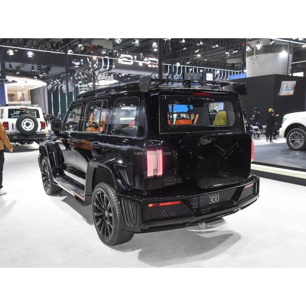 GMW Tank 300 2.0T Large Off-Road SUV with 2750MM Wheelbase and 227PS Maximum Power