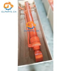 Quality ZX330-3 ZaX330-3 Hydraulic Boom Cylinder For Hitachi 4628636 4628637 4644670 4638831 for sale