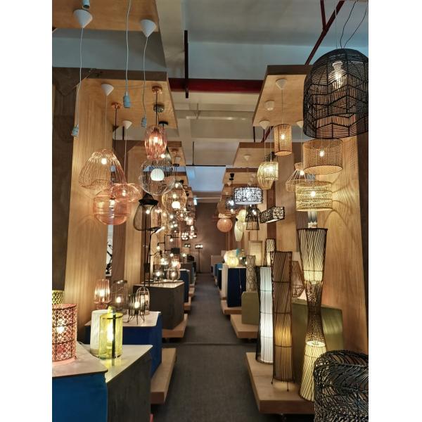 Customized Luxurious Rattan Floor Lamp , Indoor Creative Wicker Floor Light