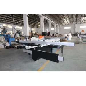 Second Hand Panel Saw Machine with 5.5KW Power and 120mm Scorning Saw Blade