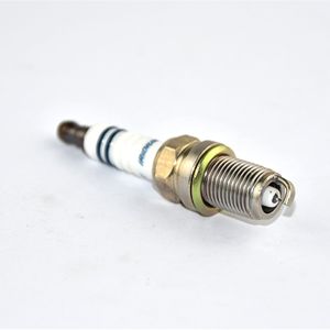 China Single Gold Precious Metal Spark Plug Match for MITSUBISHI on sale