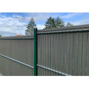 PVC Coated Peach Post V Mesh Security Fencing