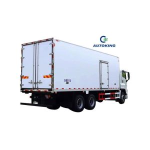 China Customizable Large Refrigerated Truck Meat Transport Refrigerator on sale