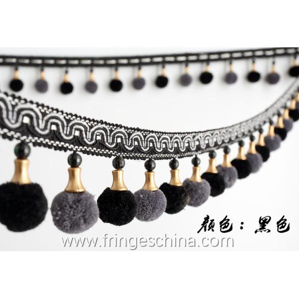 Machine producing OEM wholesale beautiful trimmings beaded pom pom fringes