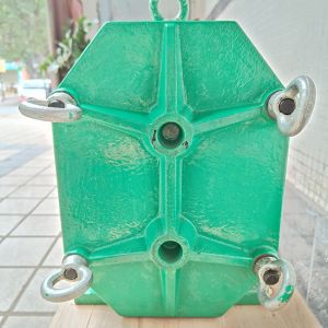 Reversible Stainless Twin Shaft Grinder Controllable Flow 18.5 KW