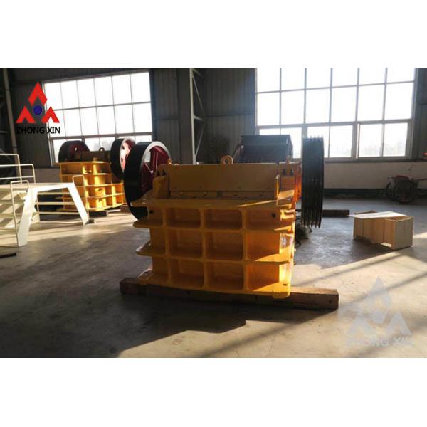 Mini steel stone crusher, PE jaw crusher, small scale rock crushing machine