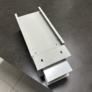 Low Voltage Enclosed Fire Rated Busbar For Efficient Cable Management Installati