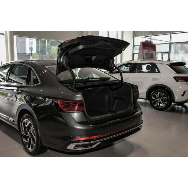 VW Sagitar 300TSI DSG Excellence Edition Gasoline Compact Vehicle 5-Seats Sleek Design