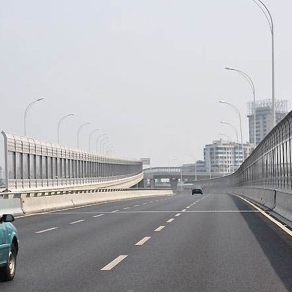 Weather Resistant Highway Sound Barrier Walls , Noise Reduction Walls On