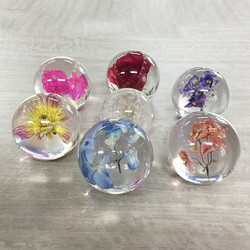 Crystal Wedding Flower Paperweight Ball Custom For Home Furnishings