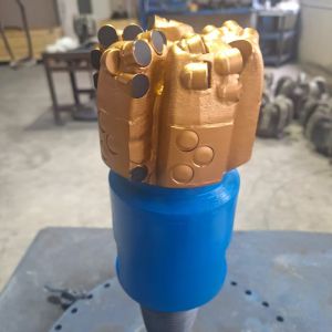 Quality Diamond 4-1/2&quot; PDC Drill Bit Of Oil Drilling Tool for sale