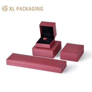 XL Packaging Custom Printed Logo Magnet Flip Lid Cardboard Jewelry Box For
