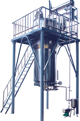 Buy Multi Function Industrial Extraction Equipment Essential Oil Extracting Pot at wholesale prices